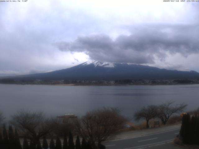 河口湖からの富士山