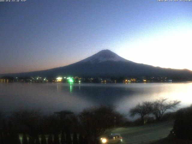 河口湖からの富士山