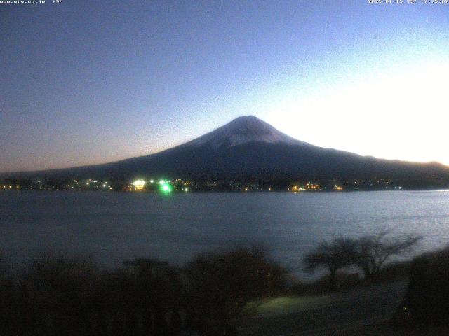 河口湖からの富士山