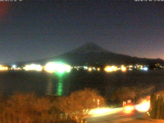 河口湖からの富士山