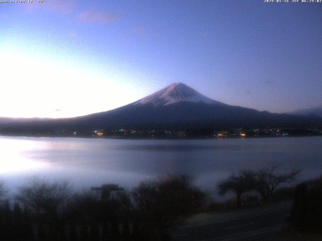 河口湖からの富士山