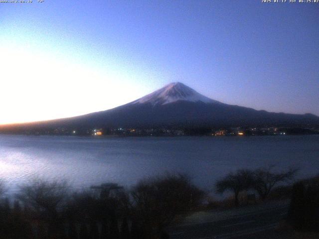 河口湖からの富士山