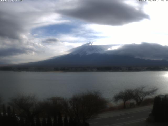 河口湖からの富士山