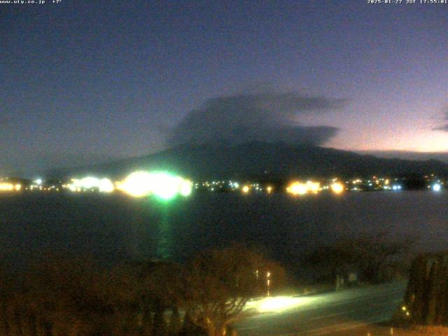 河口湖からの富士山