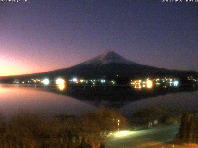 河口湖からの富士山