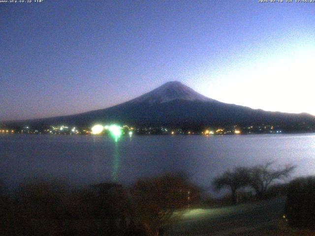 河口湖からの富士山