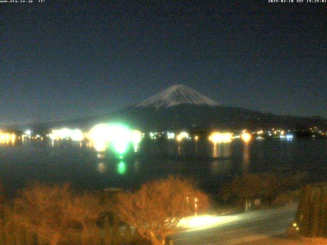 河口湖からの富士山