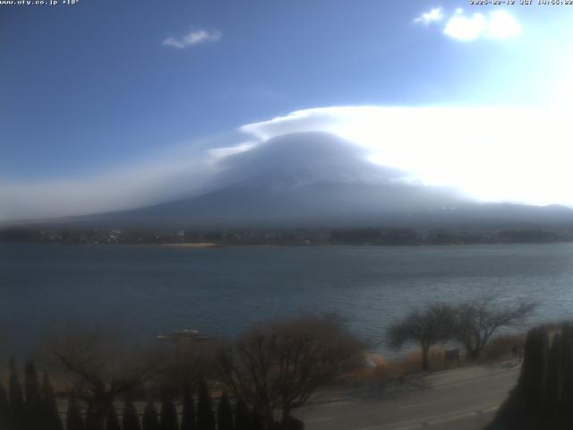 河口湖からの富士山