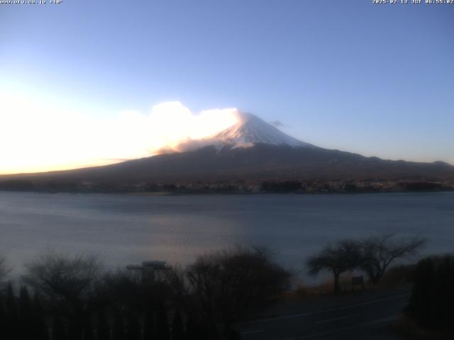 河口湖からの富士山