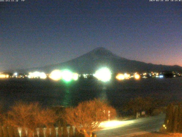 河口湖からの富士山