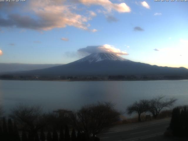 河口湖からの富士山