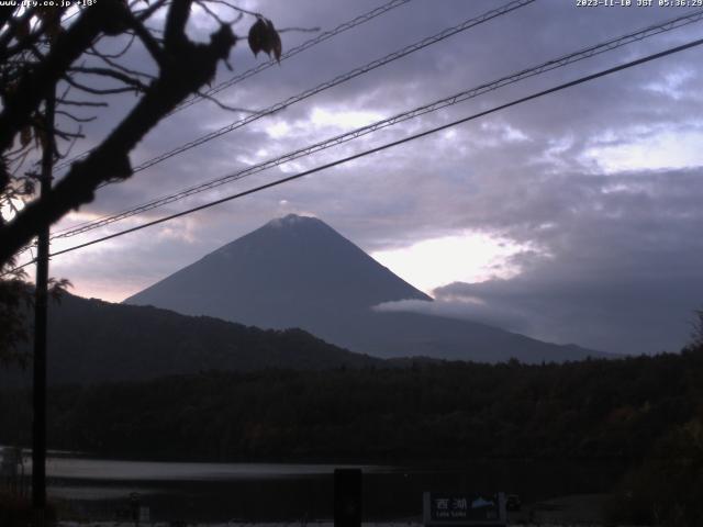 西湖からの富士山