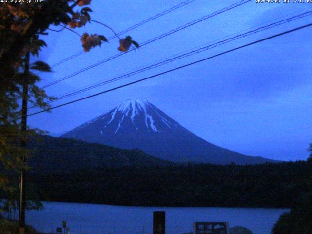 西湖からの富士山