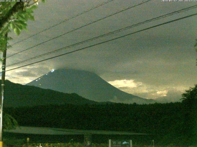 西湖からの富士山