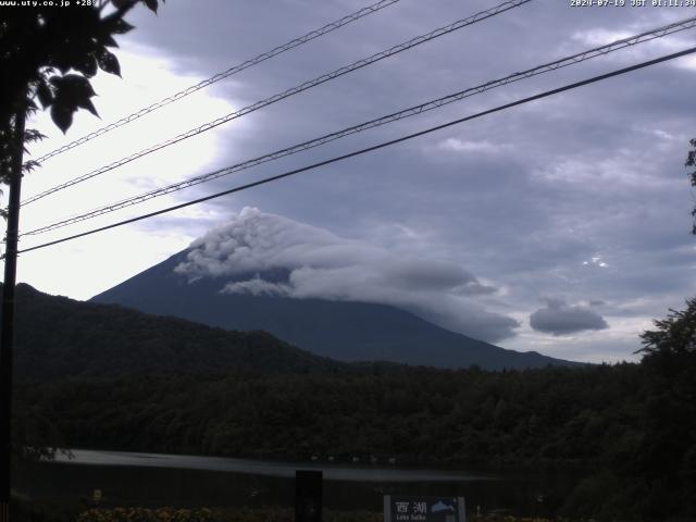 西湖からの富士山