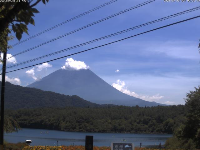 西湖からの富士山