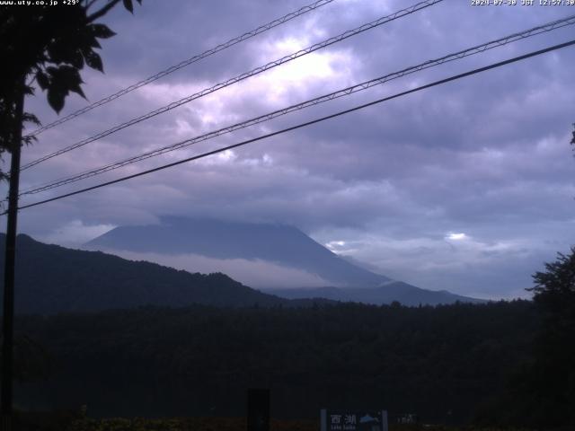 西湖からの富士山