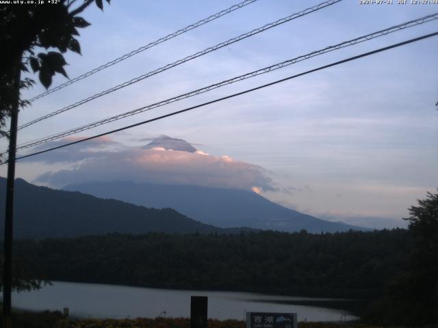 西湖からの富士山