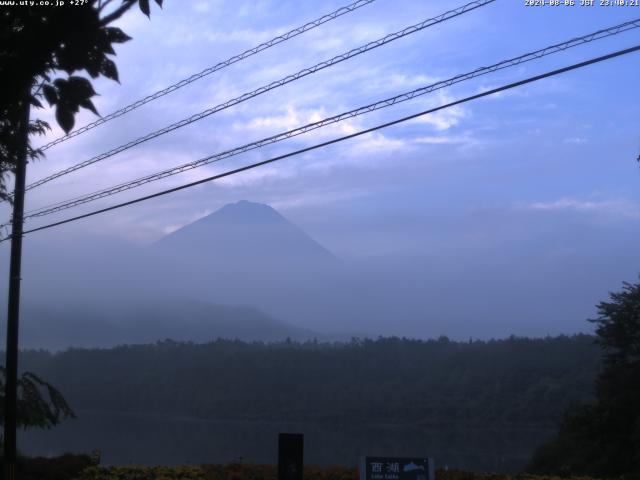 西湖からの富士山