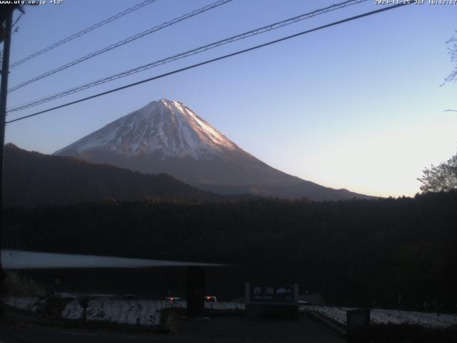 西湖からの富士山