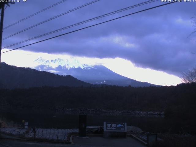 西湖からの富士山