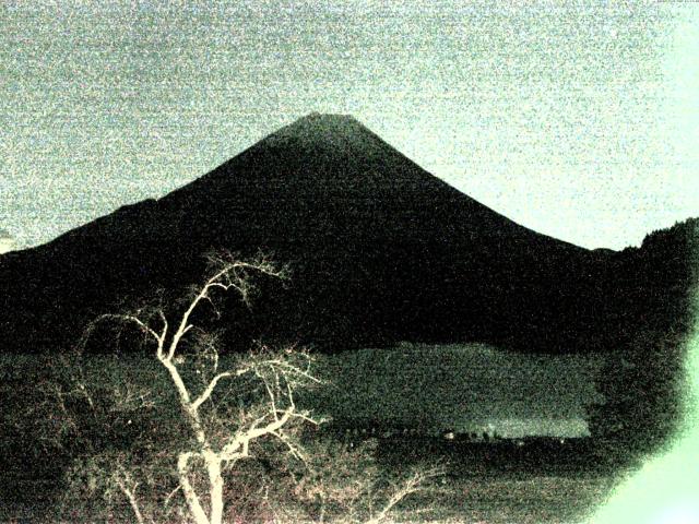 精進湖からの富士山