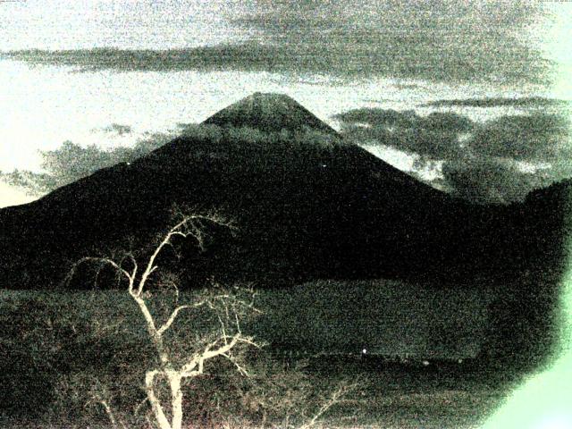 精進湖からの富士山