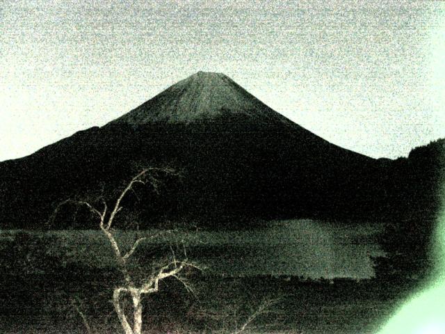 精進湖からの富士山