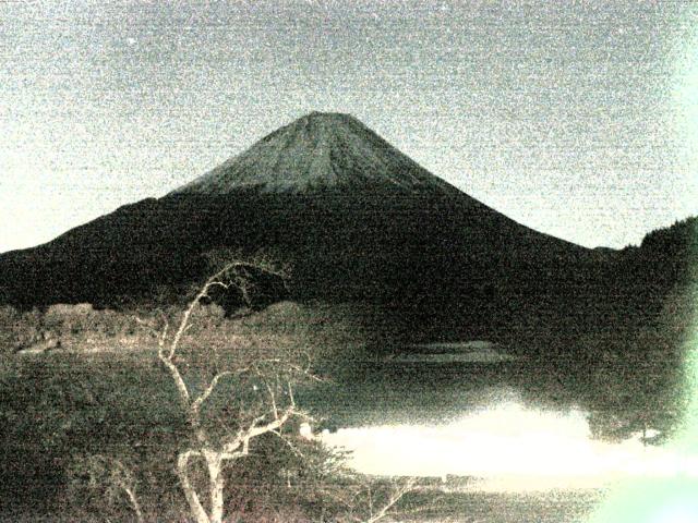 精進湖からの富士山