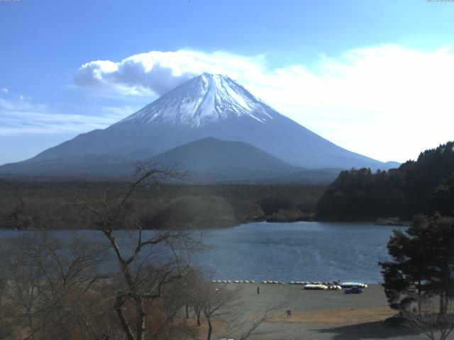 精進湖からの富士山