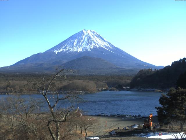 精進湖からの富士山