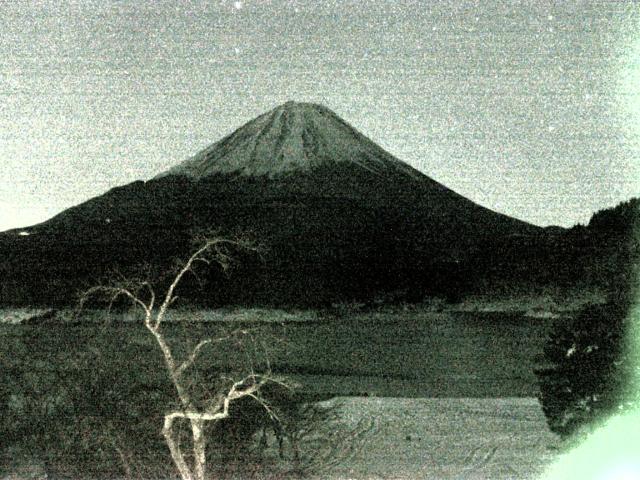 精進湖からの富士山