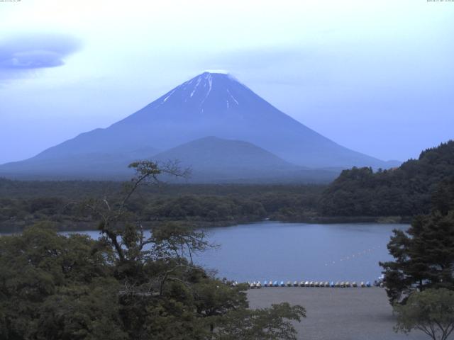 精進湖からの富士山