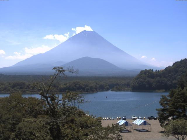 精進湖からの富士山