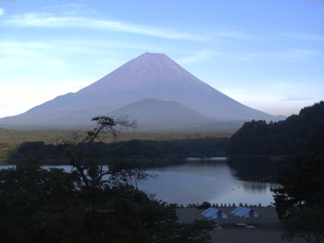 精進湖からの富士山