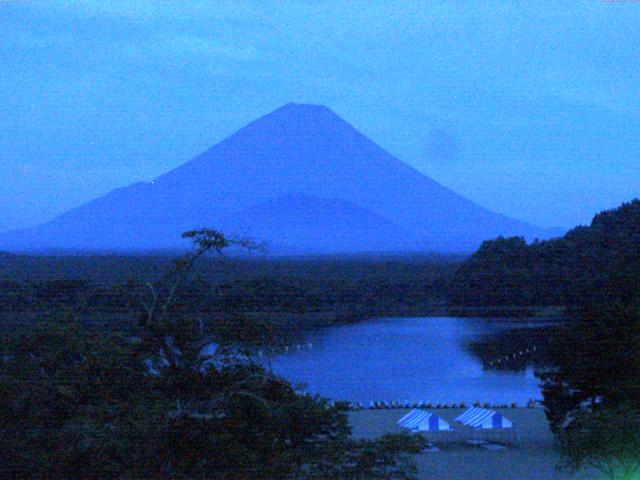 精進湖からの富士山