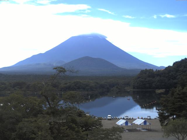 精進湖からの富士山