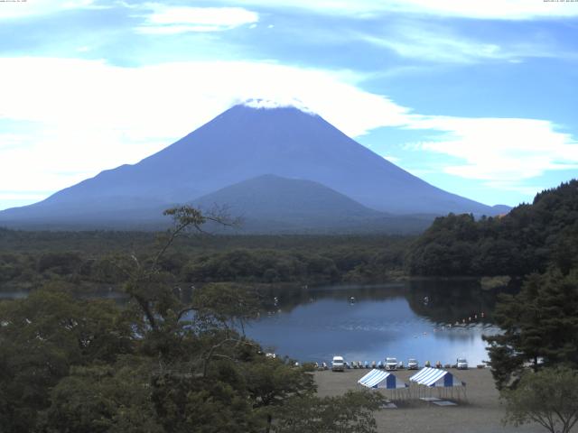 精進湖からの富士山