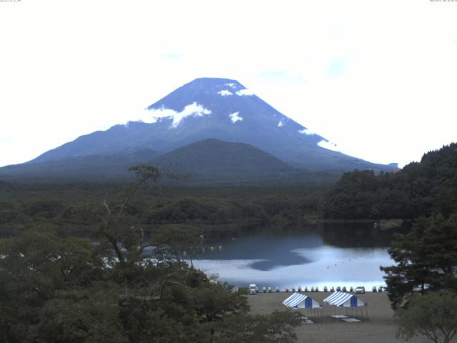 精進湖からの富士山