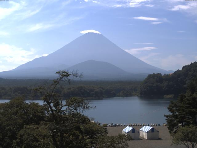 精進湖からの富士山