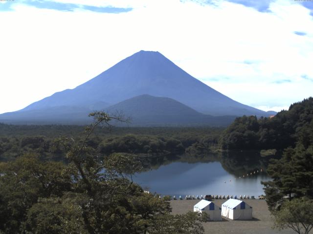 精進湖からの富士山