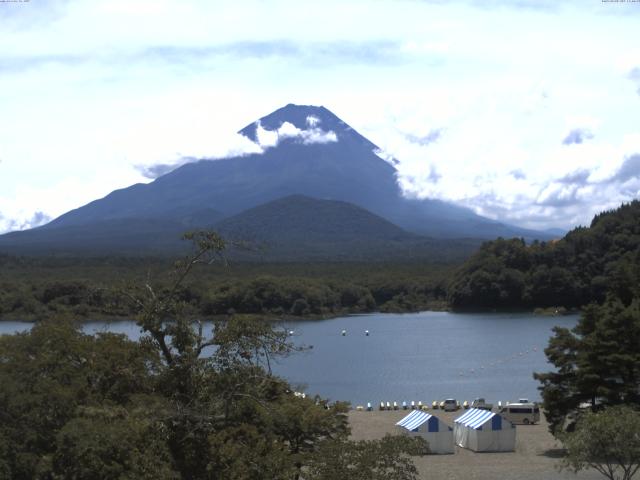 精進湖からの富士山