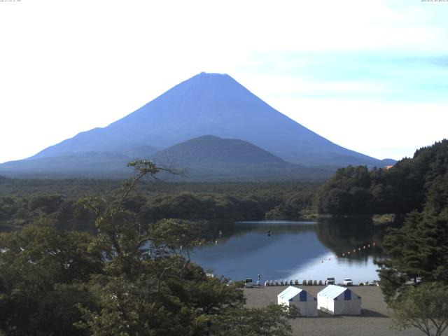 精進湖からの富士山