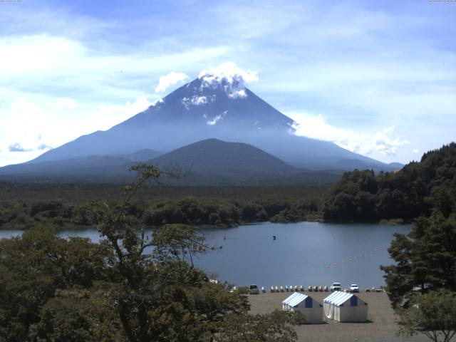 精進湖からの富士山