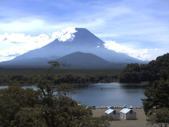 精進湖からの富士山