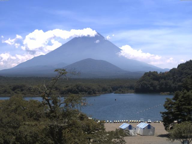 精進湖からの富士山