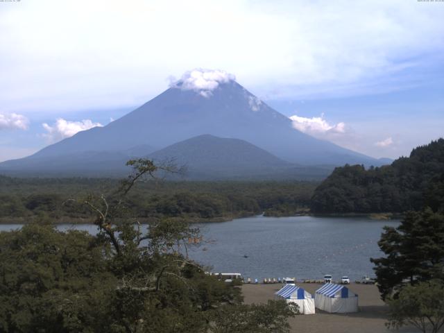 精進湖からの富士山