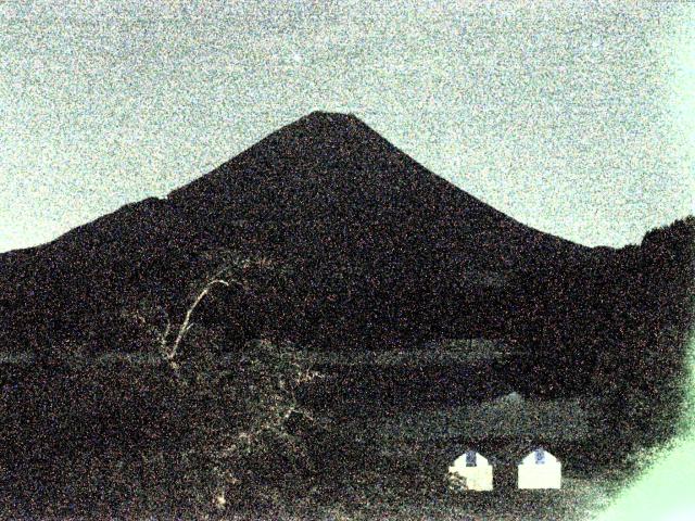 精進湖からの富士山