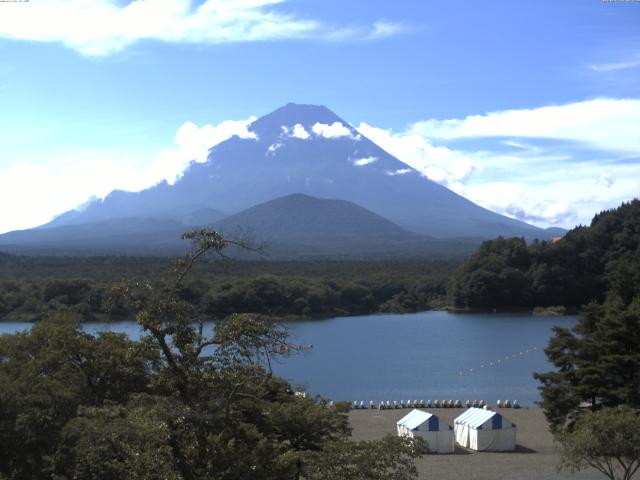 精進湖からの富士山