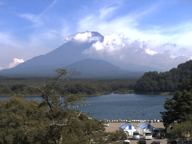 精進湖からの富士山